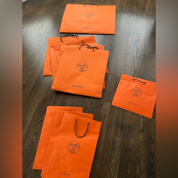 Hermes boutique shopping bag - Picture 1 of 2
